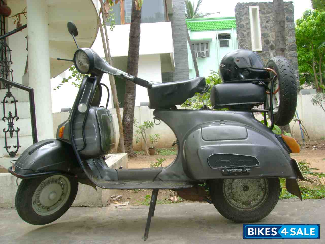 old bajaj chetak price