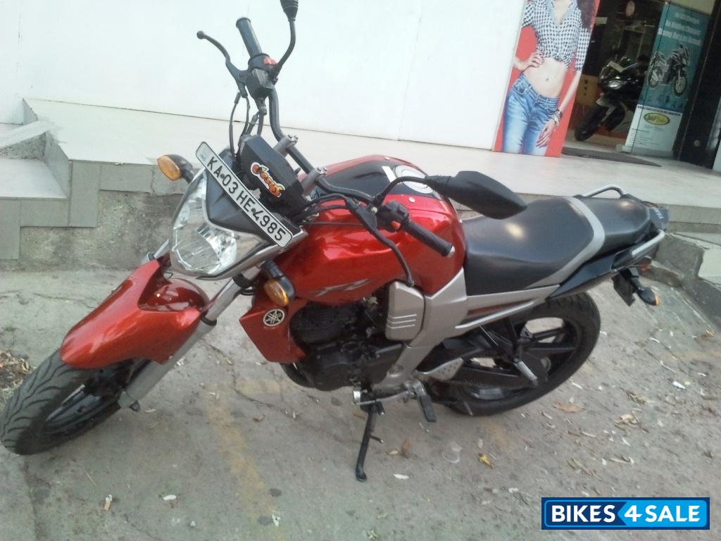 Flaming Red Yamaha FZ16 Flaming Red Yamaha FZ16