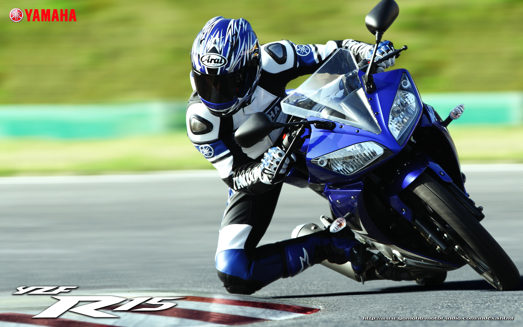 Yamaha YZF R15 Exclusive Wallpapers - Bikes4Sale