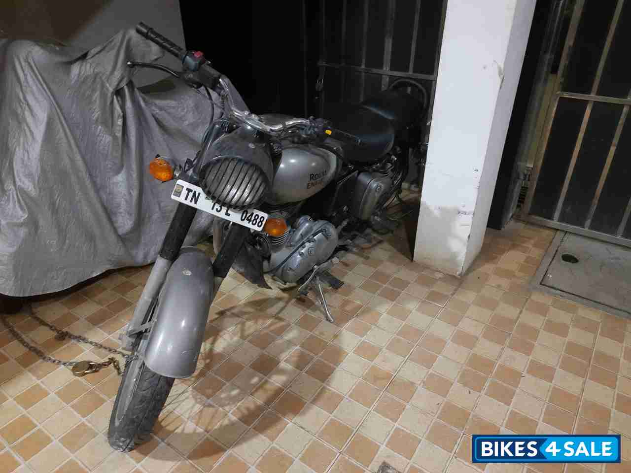 Gun Metal Grey Royal Enfield Classic Gunmetal Grey Gun Metal Grey Royal Enfield Classic Gunmetal Grey