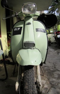 vijay super scooter