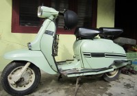 Green Vintage Scooter Vijai Super Mark I