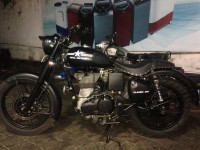 Matte Black Royal Enfield Classic 350