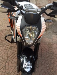 White KTM Duke 390