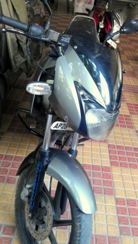 Silver Bajaj Pulsar 150 DTSi