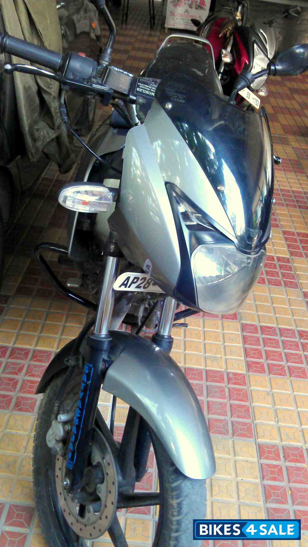 pulsar 150 dtsi 2009 model price second hand