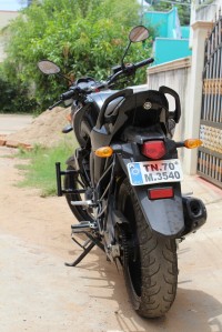 Black Yamaha FZ16