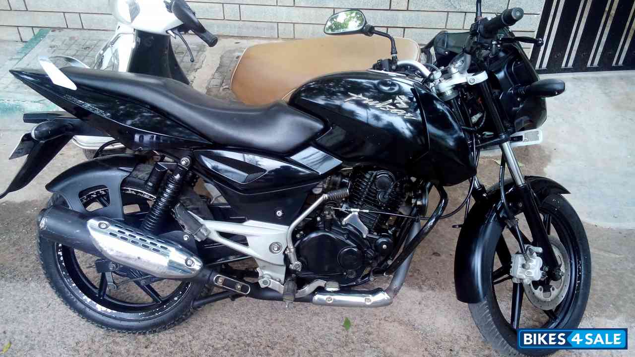 Black Bajaj Pulsar 150 DTSi