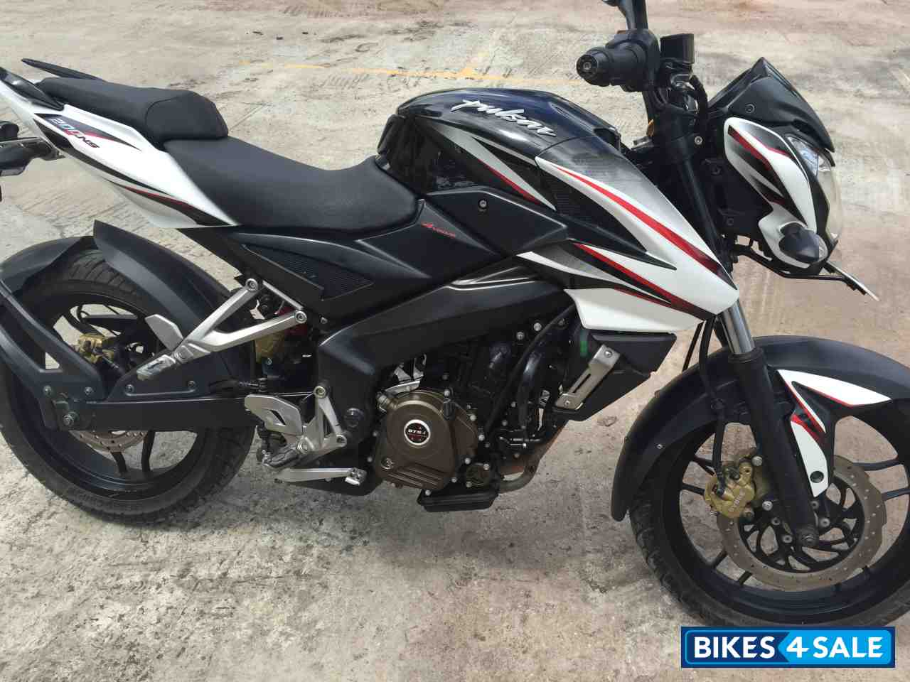 Used 2014 Model Bajaj Pulsar 200 Ns For Sale In Bangalore Id 121960