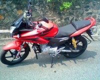 Red Honda CBF Stunner