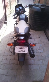 Black Bajaj Platina 100