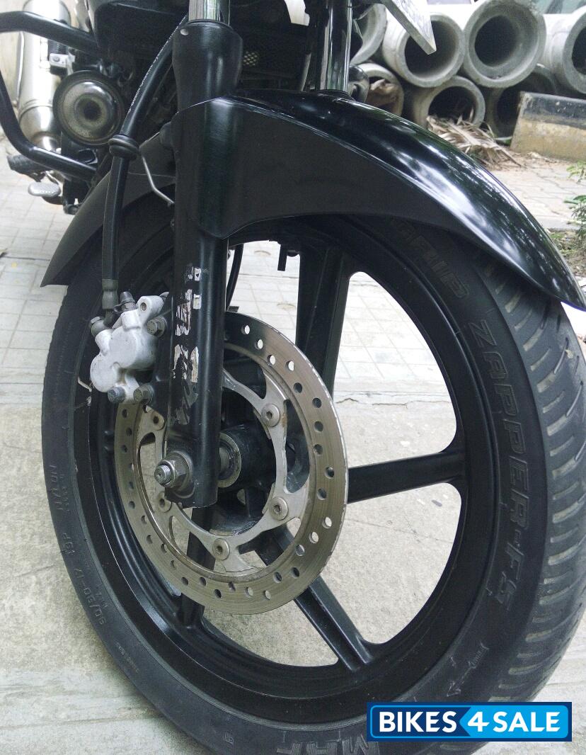 Black Bajaj Pulsar 200 DTSi Black Bajaj Pulsar 200 DTSi