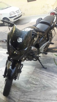 Black Bajaj Pulsar 200 DTSi