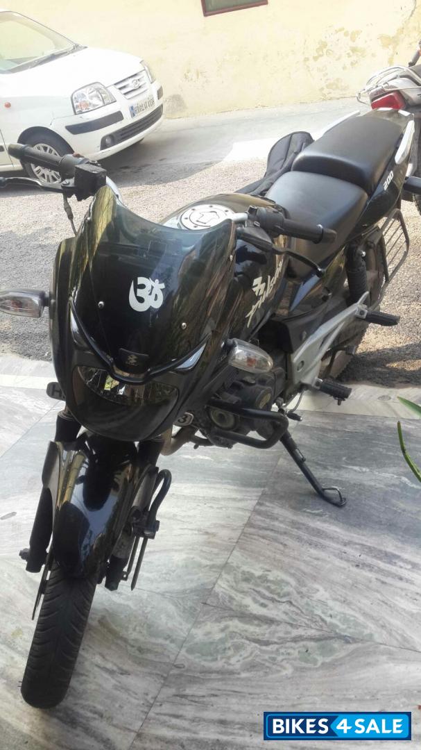 Black Bajaj Pulsar 200 DTSi