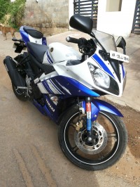 White And Blue Yamaha YZF R15 V2