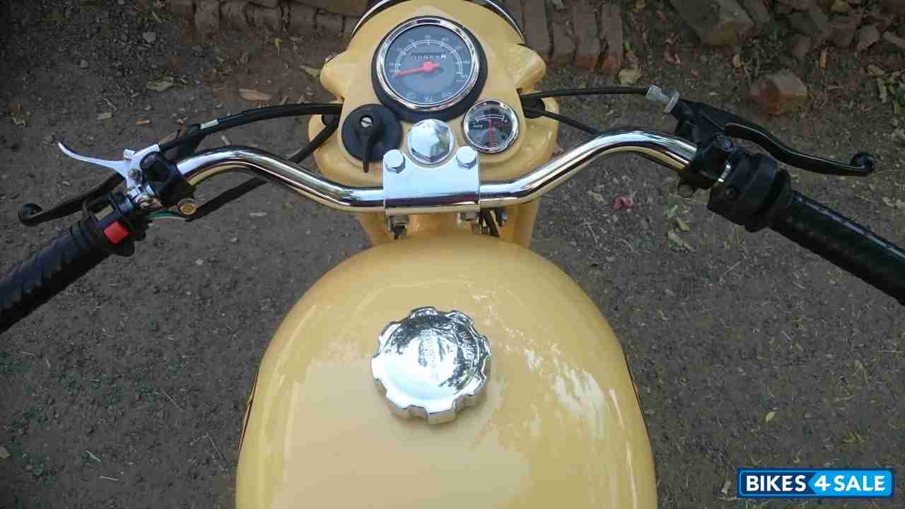 Lemon Yellow Royal Enfield Bullet Standard 350