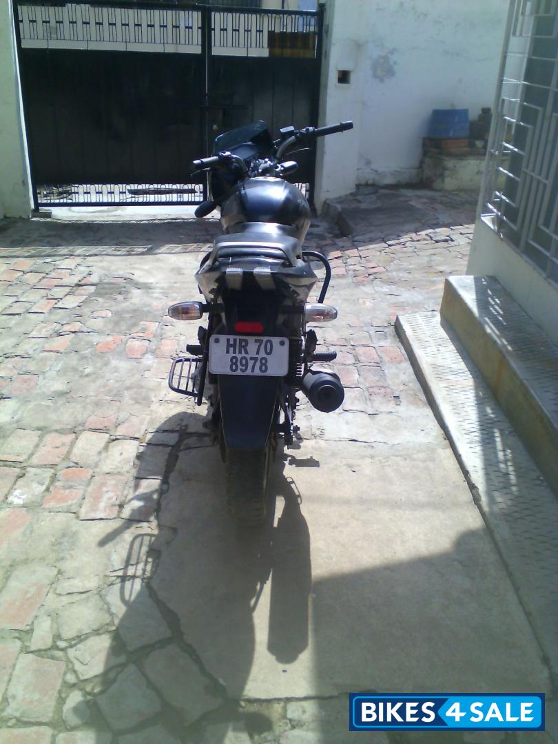 Black Bajaj Pulsar 180 DTSi