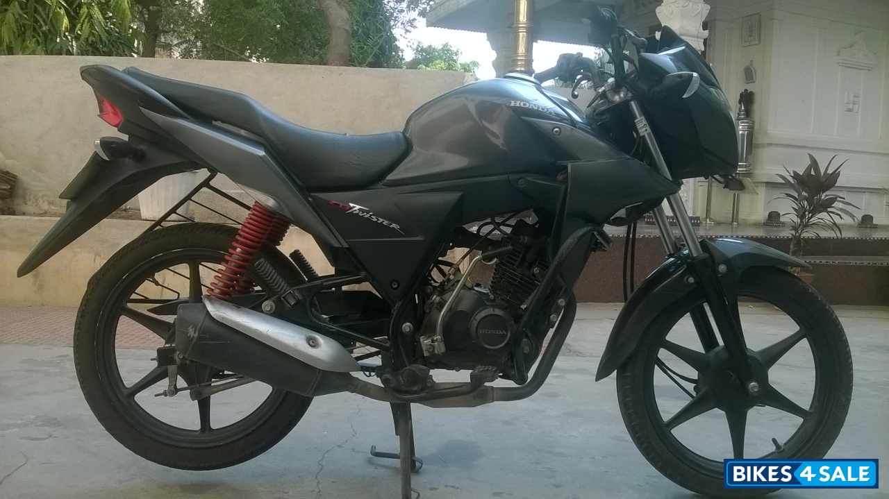 Grey Honda CB Twister