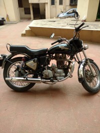 Magic Black Royal Enfield Bullet Electra 5S