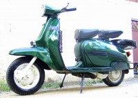 Green Vintage Scooter Vijai Super