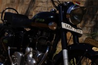 Black Royal Enfield Vintage Bullet