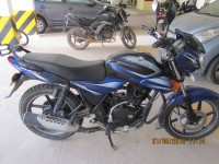 Blue Bajaj Discover DTSi 135