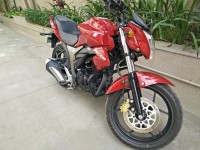 Red Suzuki Gixxer 150