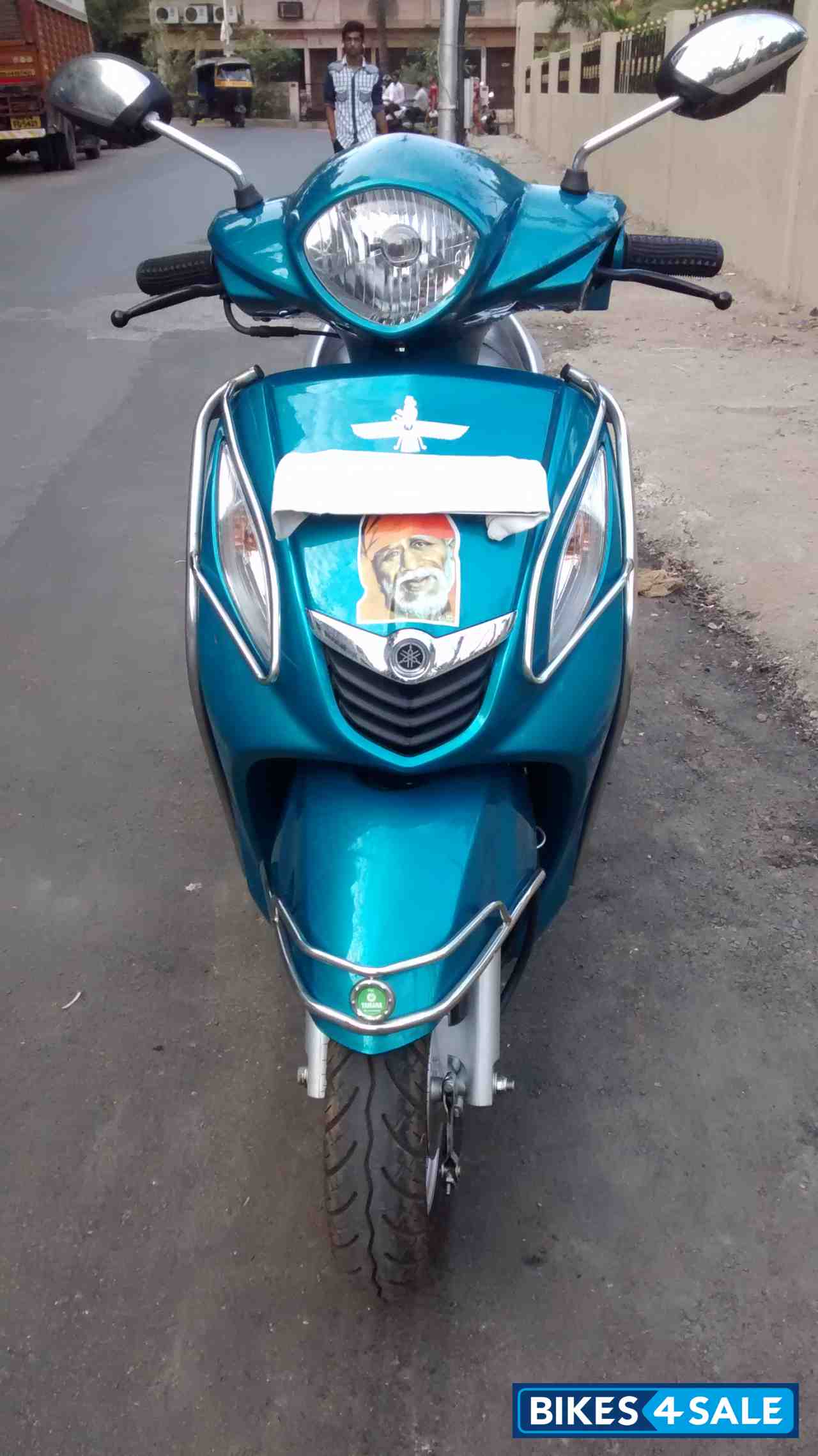 Blue Yamaha Fascino