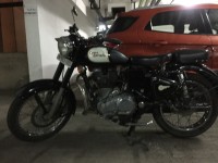 Black Royal Enfield Classic 350