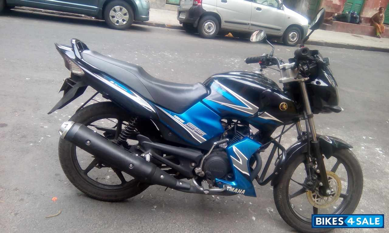 Blue Yamaha SS125