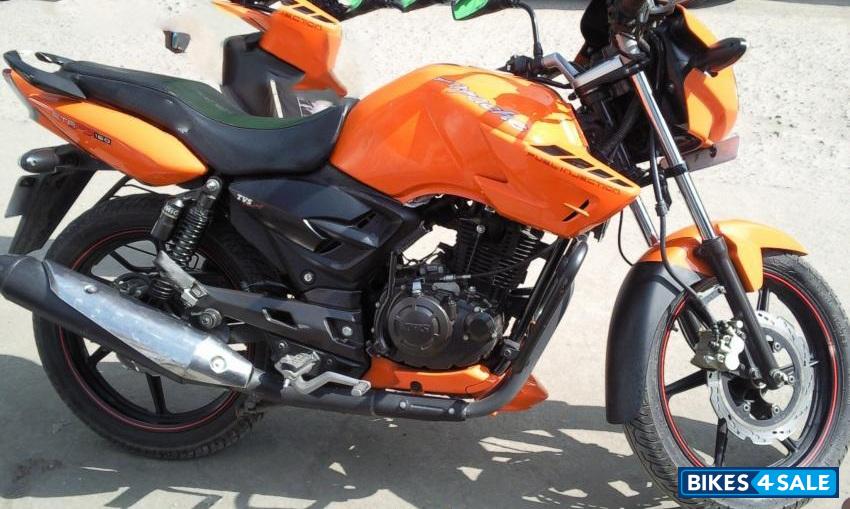 Orange TVS Apache RTR FI 160