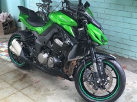 Green Kawasaki Z1000