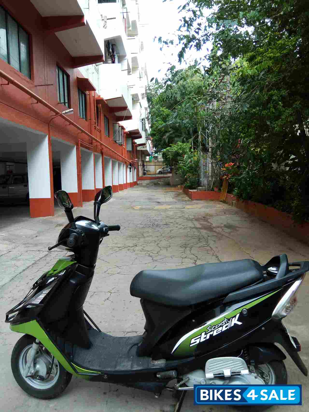 Green TVS Scooty Streak Green TVS Scooty Streak