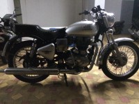 Silver Royal Enfield Bullet Electra 5S