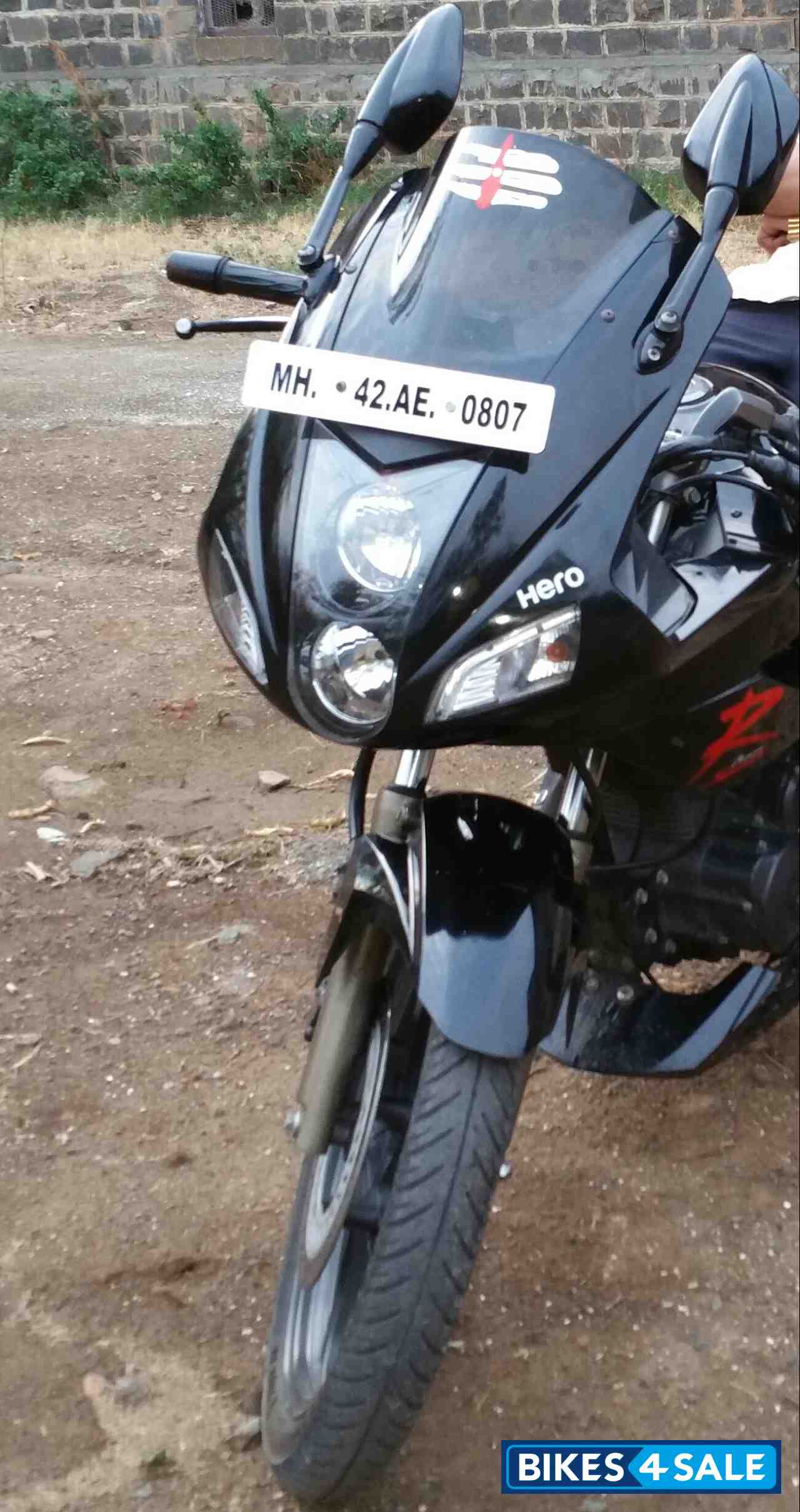 Used 2014 model Hero Karizma R for sale in Pune. ID 132400. Black 