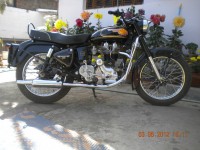 Black Royal Enfield Bullet Standard 350