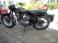 Black Royal Enfield Bullet Standard 350