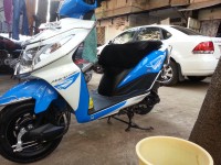 Blue & White Honda Dio