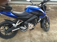 Blue Bajaj Pulsar 200 NS