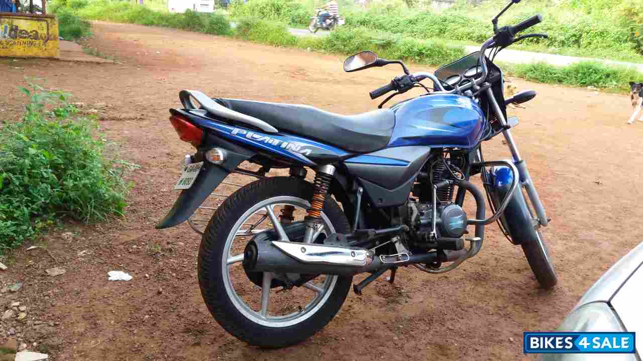 Blue Bajaj Platina 100