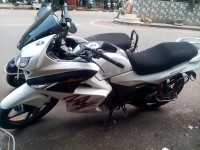 White Hero Karizma ZMR