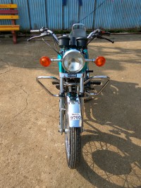 Blue Yamaha RD 350