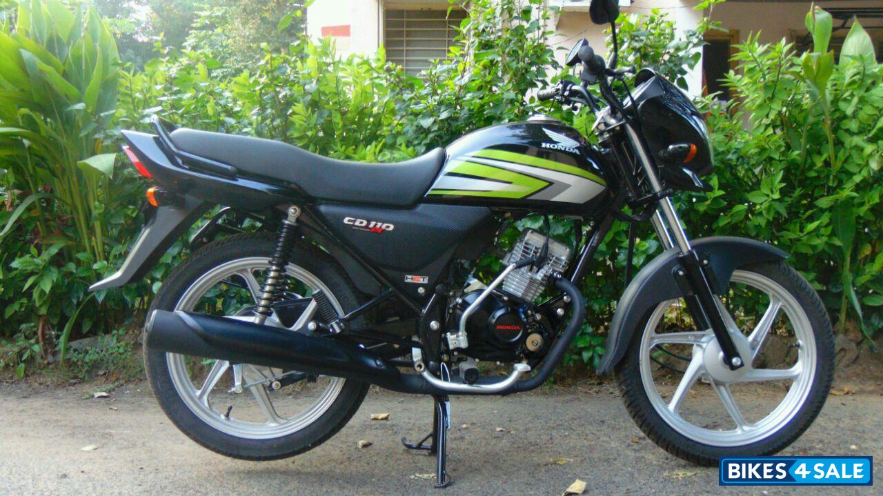 Used 16 Model Honda Cd 110 Dream Dx For Sale In Vadodara Id Black With Green Graphics Colour Bikes4sale