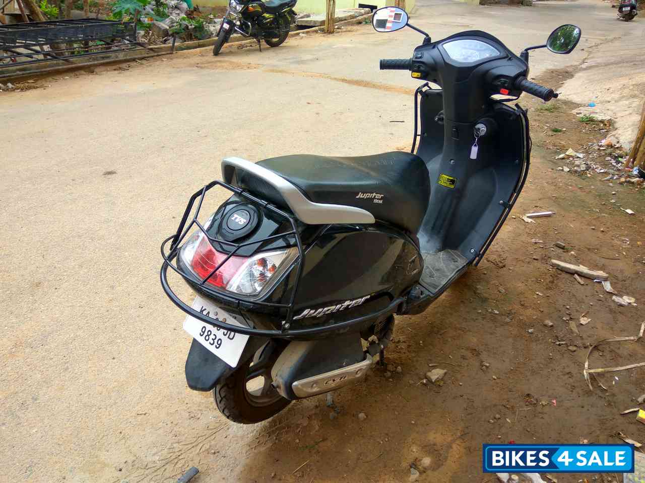 Used 2016 model TVS Jupiter for sale in Bangalore. ID 136352. Black ...