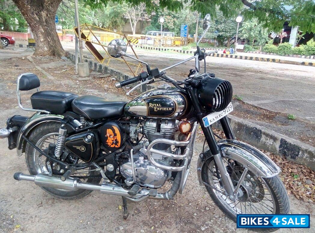 Black Royal Enfield Classic Chrome