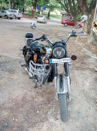 Black Royal Enfield Classic Chrome