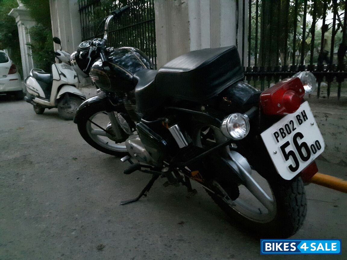 Black Royal Enfield Bullet Standard 500