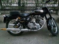 Black Royal Enfield Bullet Standard 500