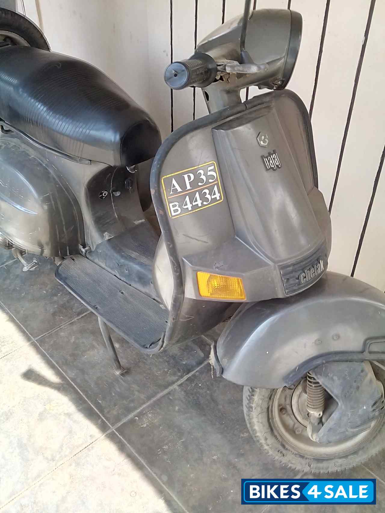 Bajaj chetak 2024 old model price