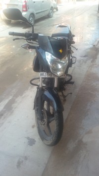 Black Bajaj Pulsar 135LS